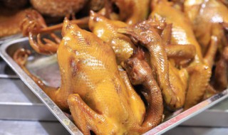 烧鸡怎么做好吃 烧鸡的制作方法及配料