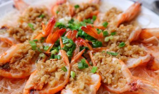 基围虾搭配什么菜一起吃(基围虾和什么菜在一起做好吃)