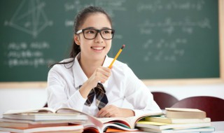 成语貌似强大是什么意思 表示很强大的成语