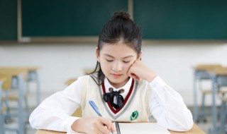 捉襟见肘什么意思（入不敷出,捉襟见肘什么意思）