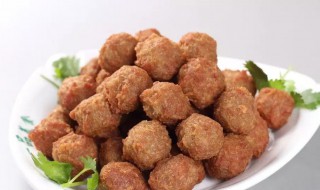 怎么做好的猪肉丸子不柴（猪肉丸子怎么做没有腥味）