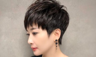 女超短发修剪教程（女式超短发修剪视频）