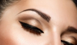 下眼皮跳是什么预兆(下眼皮跳是什么预兆女)