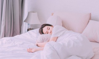 梦见蟒蛇吃人（梦见蟒蛇吃人是什么预兆 女性）