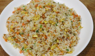 炒大米怎么做好吃（家常炒大米怎么做好吃）