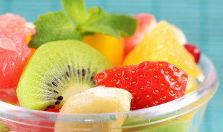 草莓洗了容易坏还是不洗容易坏（草莓洗了容易坏还是不洗容易坏呀）