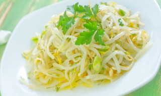 豆芽发绿芽了还能吃吗（豆芽长了两片绿叶可不可以吃）