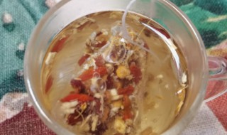 人参红枣泡水喝可以吗 人参枸杞子红枣泡水喝的害处