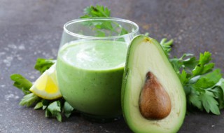 牛油果和什么水果搭配比较好呢（牛油果和什么水果搭配比较好呢图片）