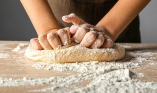 面生虫还能吃吗(面粉生虫了怎么快速除去)