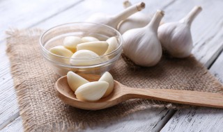 哪些人不能吃蒜头 哪种人不能吃蒜头