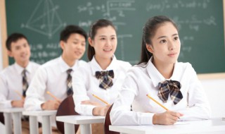 可怜九月初三夜下一句 江枫渔火对愁眠上一句