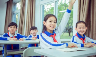 落叶知秋下一句是什么 落叶知秋下一句是什么意思