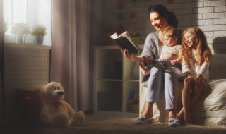 一叶度春风芳芳自相接的意思 一春芳意三月和风什么意思