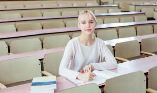 雨足高田白披蓑半夜耕的意思（雨足高田白什么意思）