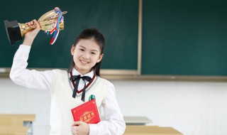 轧的多音字组词（轧的多音字组词组）