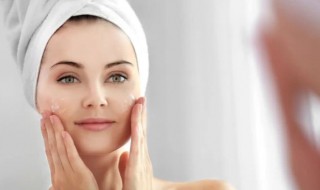 保湿精华怎么挑选（保湿精华怎么使用）