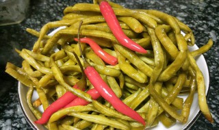 正宗酸豆角的腌制方法窍门（家庭自制酸豆角简单的方法）