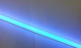 紫外灯的寿命为多少小时（紫外灯的寿命为多少小时以上）