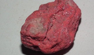 朱砂石怎么鉴别方法（朱砂石怎么鉴别方法图片）