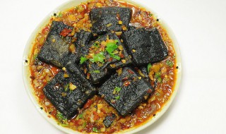 正宗臭豆腐的制作方法（正宗臭豆腐制作方法,生意火爆!）