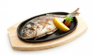 鱼头泡饼的正宗做法 鱼头泡饼的正宗做法图片