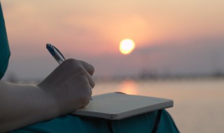 花怎么组词（虫怎么组词）