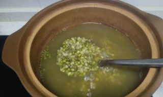 鸡蛋绿豆怎么做 鸡蛋绿豆粥的做法