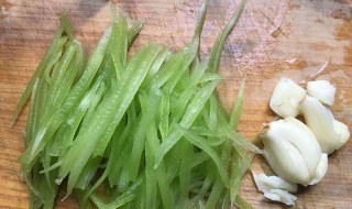 仓鼠吃莴笋能补充水分吗?!（仓鼠吃莴笋能补充水分吗）