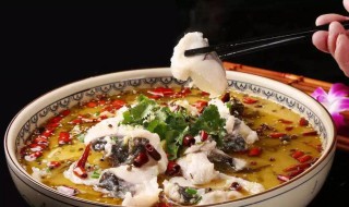 烤鱼店里的酸菜鱼怎么做 烤鱼店里的酸菜鱼怎么做的