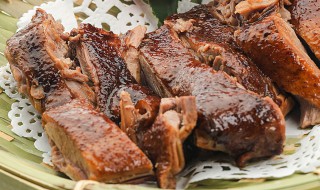 正宗酱鸭的做法和配方 怎样烧酱鸭