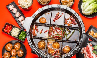 在家做火锅怎么做好吃（自己煮火锅怎么弄汤底）