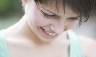 腼腆怎么读（卐怎么读）