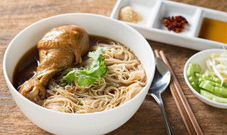 炖鸡面做法（面片炖鸡怎么做）