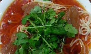 麻辣牛筋面做法 麻辣牛筋面的做法