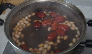 花生桂圆红枣汤做法（花生桂圆红枣汤做法大全）