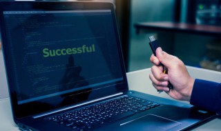 内存金手指是什么（内存金手指是黄金做的吗）