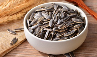 瓜子的营养价值有哪些（瓜子的营养与价值）