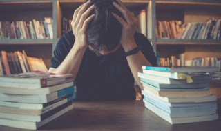 卧榻之侧岂容他人鼾睡出处 卧榻之侧岂容他人鼾睡下一句