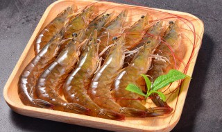 白灼虾怎么去虾线（虾怎么去虾线最方便）