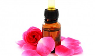 玫瑰纯露喝有什么功效(玫瑰纯露饮用的功效)