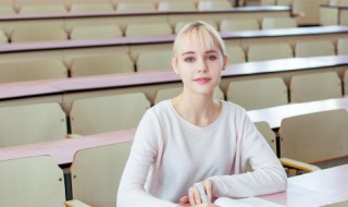 表扬一个人优秀的成语 表扬一个人优秀的成语有哪些