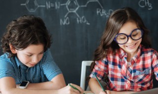 形容工作杂而繁琐的成语(形容工作杂而繁琐的成语是什么)