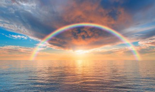 彩虹文案短句干净治愈（彩虹句子唯美短句）