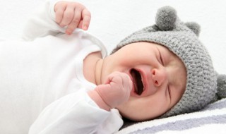 冬天宝宝睡觉睡袋好吗 冬天宝宝睡睡袋还要盖被子吗