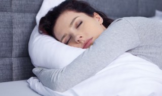 做梦梦到蟒蛇是什么征兆 女人梦见又粗又大的蟒蛇