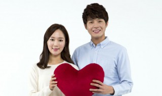 热门好听的情侣名字（热门好听的情侣名字两个字）