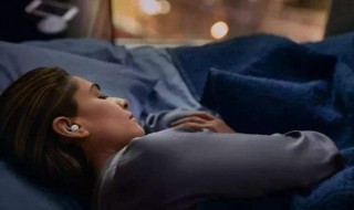 梦见自己学会游泳（梦见自己学会游泳,在海里游来游去）