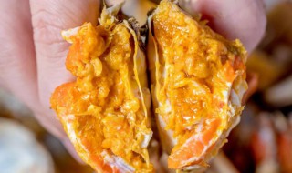 螃蟹蒸了之后蟹黄是稀的怎么回事 螃蟹蒸完蟹黄是稀的能吃吗