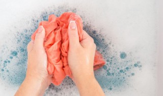 丙烯颜料怎么洗才能洗干净 丙烯颜料怎么洗才能洗干净呢